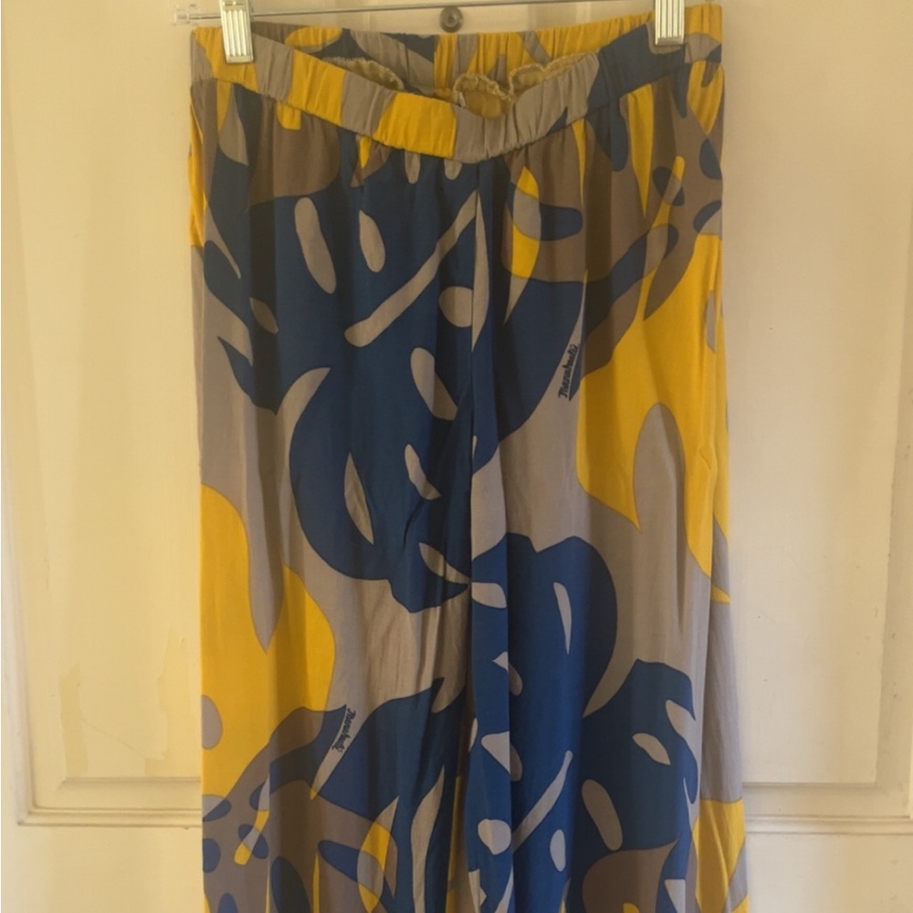 Manuhealii Pants